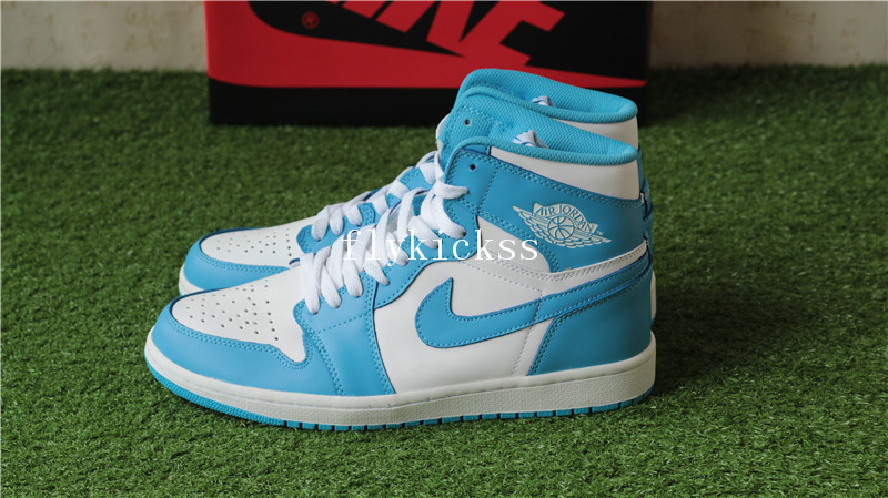 Authentic Air Jordan 1 Retro UNC